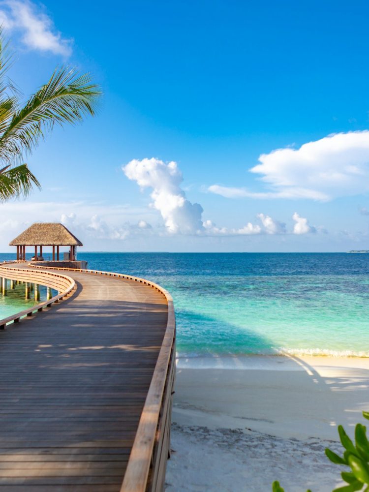 DUSIT THANI MALDIVES, MALDIVES, SEPTEMBER 24, 2017: Foot path to jetty